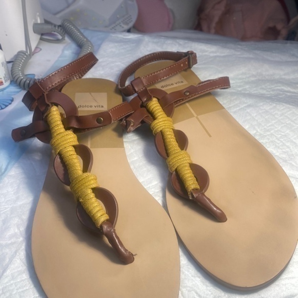 DOLCE VITA Rose Gold  and brown Sandal Size 10,  leather